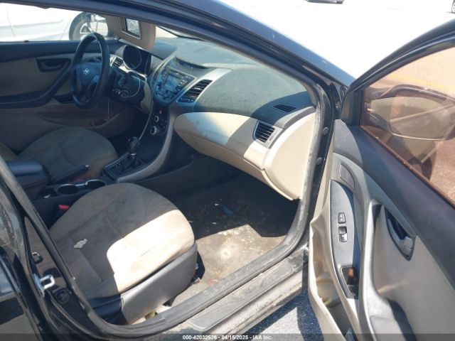 5NPDH4AE3GH655259 Hyundai ELANTRA SE