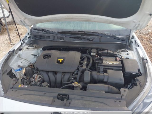 3KPF24AD9KE077229 KIA Forte Lxs