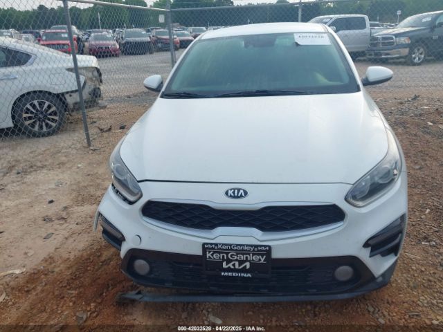 3KPF24AD9KE077229 KIA Forte Lxs