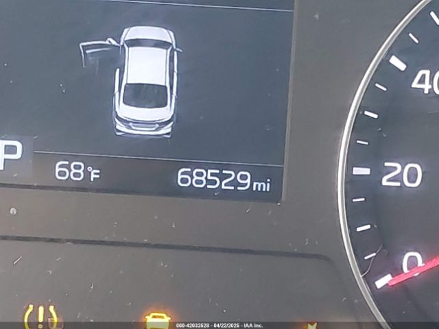 3KPF24AD9KE077229 KIA Forte Lxs