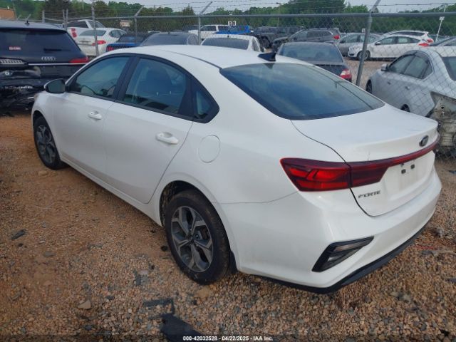 3KPF24AD9KE077229 KIA Forte Lxs