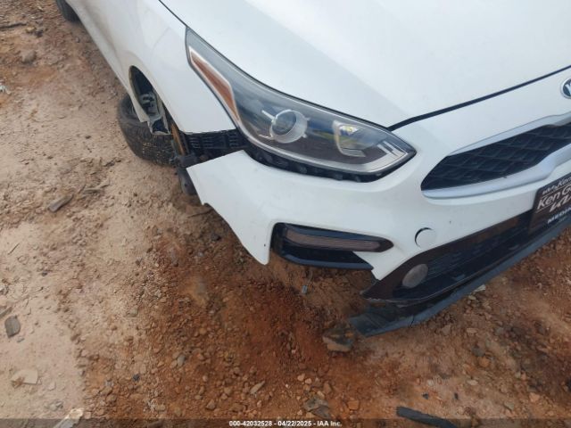 3KPF24AD9KE077229 KIA Forte Lxs