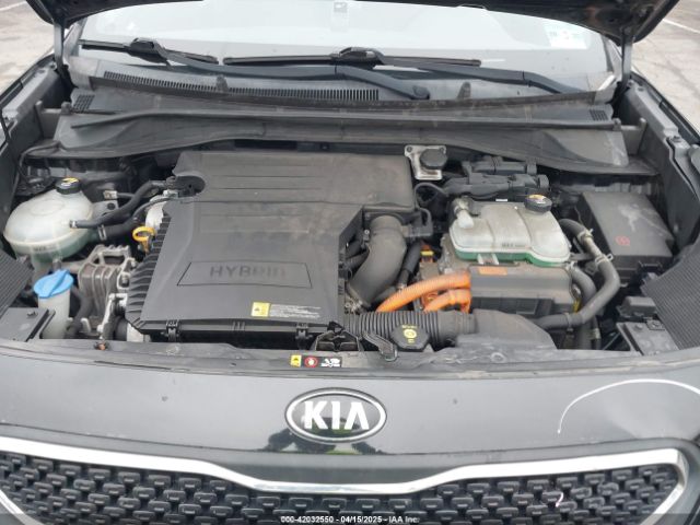 KNDCB3LC6H5051824 KIA NIRO FE