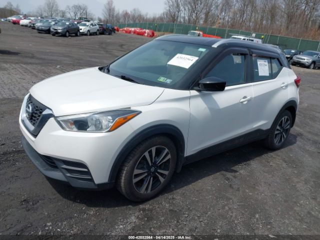3N1CP5CU1KL496388 Nissan KICKS SV