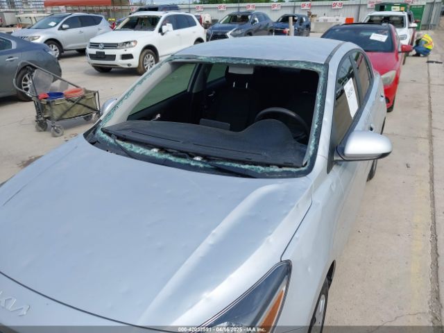 3KPA24AD6NE462634 KIA RIO LX