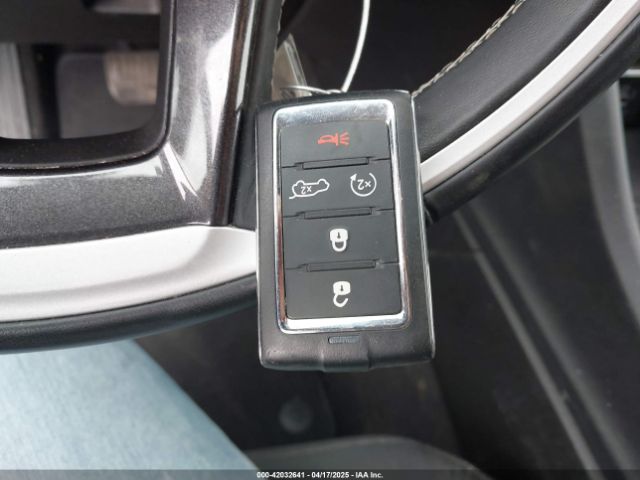 1C4RJKAG6M8152948 Jeep Grand Cherokee L Laredo 4x4