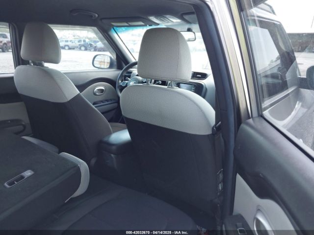 KNDJN2A29H7466918 KIA Soul