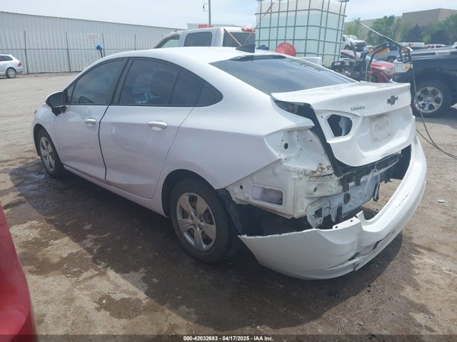 1G1BC5SMXJ7172275 Chevrolet Cruze Ls Auto