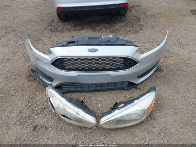 1FADP3F29JL328952 Ford FOCUS SE
