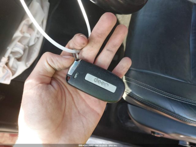 1C4RJFBG8FC814437 Jeep Grand Cherokee Limited