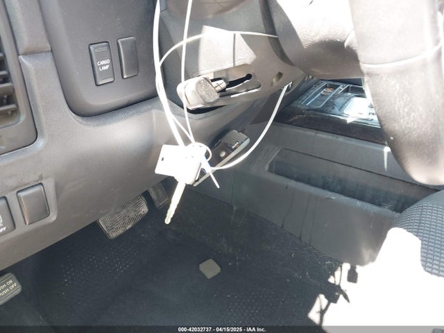 Nissan TITAN SV 2015 1N6BA0ED5FN508975 Image 11