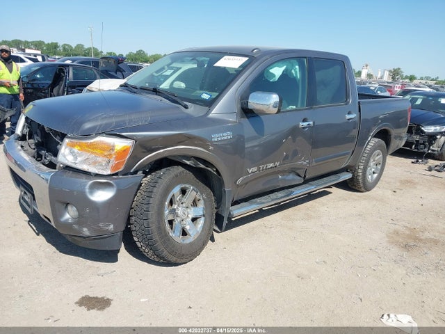 Nissan TITAN SV 2015 1N6BA0ED5FN508975 Image 2