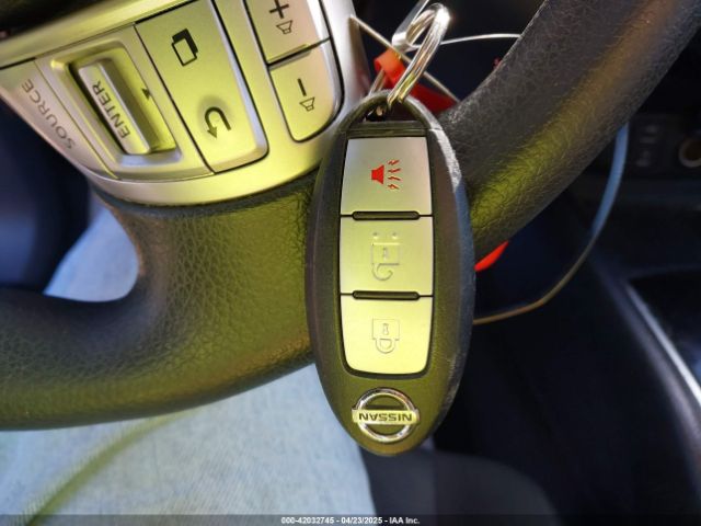KNMAT2MV3GP680555 Nissan Rogue S/sl/sv