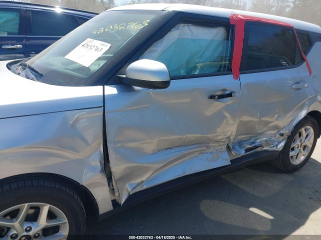 KNDJ23AU4L7089035 KIA SOUL S