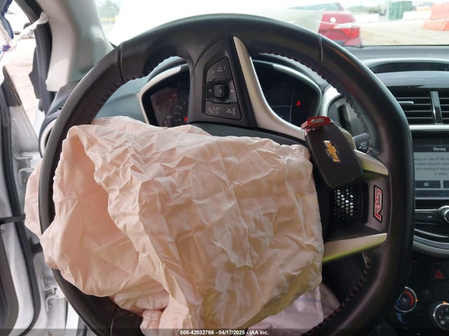 1G1JF5SB0H4152579 Chevrolet Sonic Premier