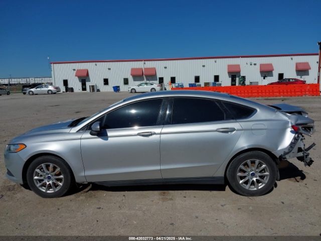 3FA6P0G75GR105206 Ford FUSION S