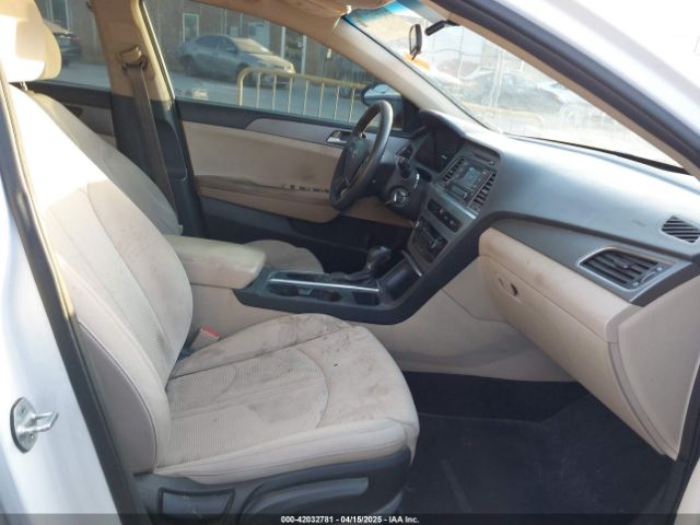 5NPE24AF7FH238580 Hyundai SONATA SE
