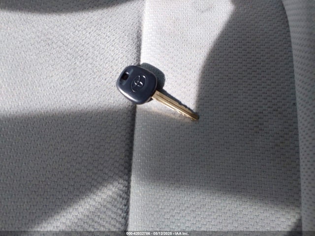 JTDKDTB31G1122764 Toyota PRIUS C