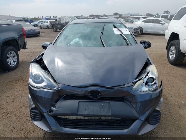 JTDKDTB31G1122764 Toyota PRIUS C