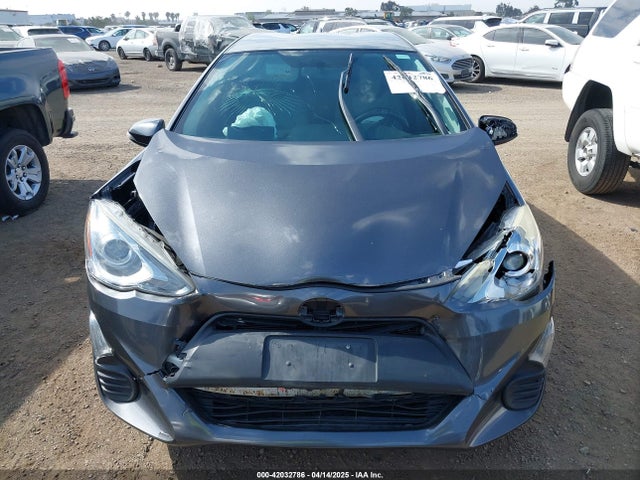 JTDKDTB31G1122764 Toyota PRIUS C