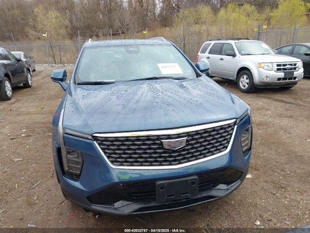 Cadillac Xt4 Awd Premium Luxury 2024 1GYFZDR45RF143981 Image 12