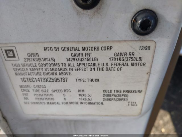 1999 GMC SIERRA 1500 1GTEC14T3XZ505737 Photo 8