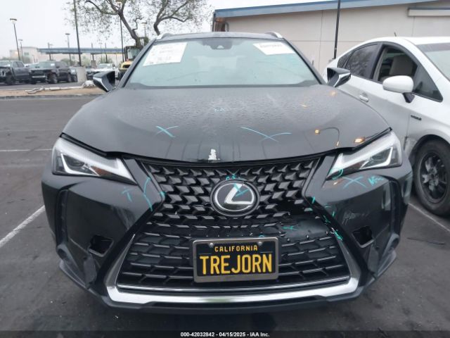 JTHY3JBH0K2013968 Lexus UX 200