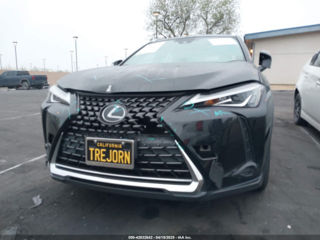 JTHY3JBH0K2013968 Lexus UX 200