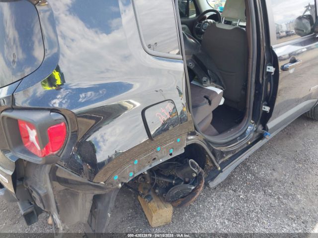 ZACCJBBT0FPB73676 Jeep Renegade Latitude