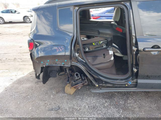 ZACCJBBT0FPB73676 Jeep Renegade Latitude