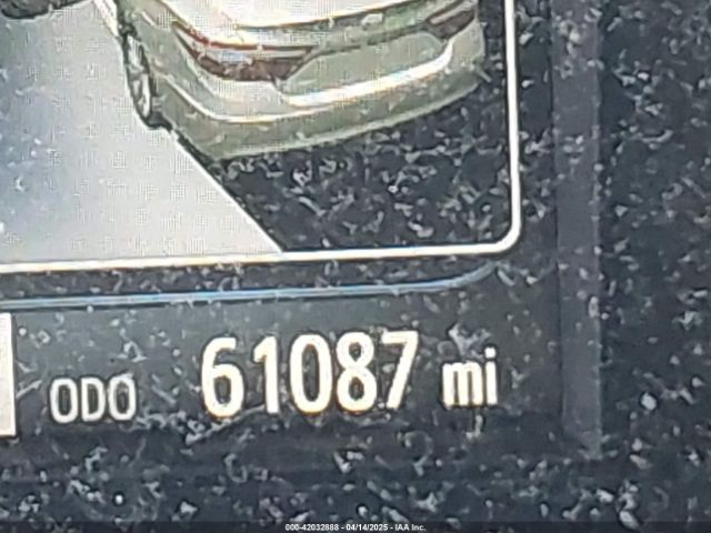 4T1BF1FK2HU393179 Toyota CAMRY SE