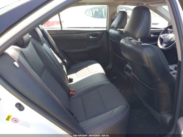 4T1BF1FK2HU393179 Toyota CAMRY SE