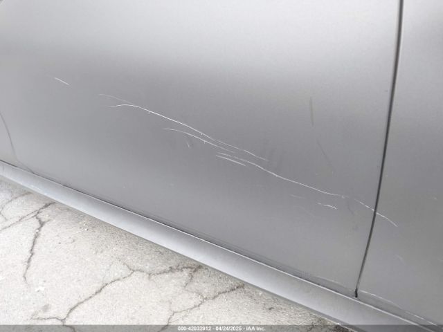 3MW5R1J05N8C22351 BMW 330I