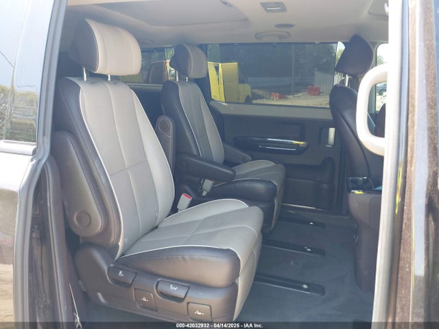 KNDME5C16J6366516 KIA Sedona Sxl