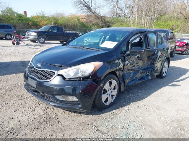 KNAFK5A86G5597042 KIA FORTE LX
