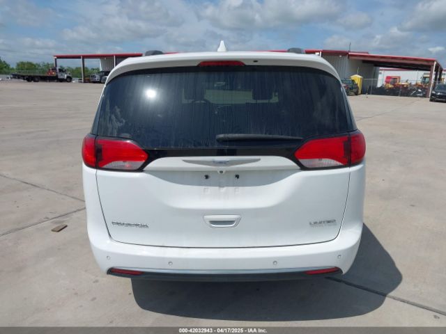 2C4RC1GG6HR704048 Chrysler 2017