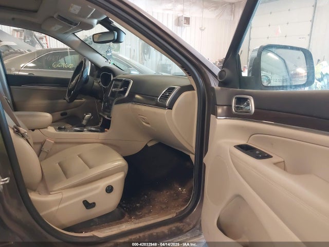 1C4RJFBG9JC268479 Jeep Grand Cherokee Limited