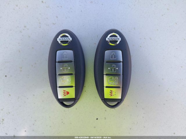 1N4AZ1CP5JC300857 Nissan LEAF SV