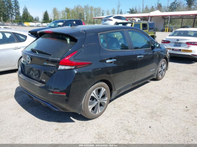1N4AZ1CP5JC300857 Nissan LEAF SV