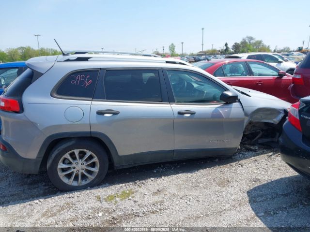 1C4PJLAB2FW696010 Jeep Cherokee Sport