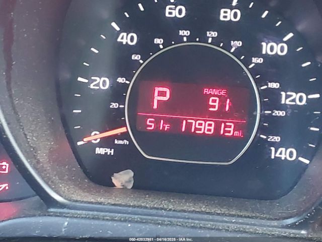 KNDJP3A5XE7028687 KIA SOUL +