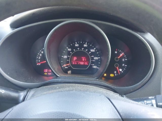 KNDJP3A5XE7028687 KIA SOUL +