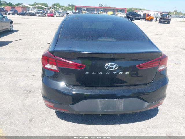 Hyundai ELANTRA SE 2019 KMHD74LF4KU839046 Image 17