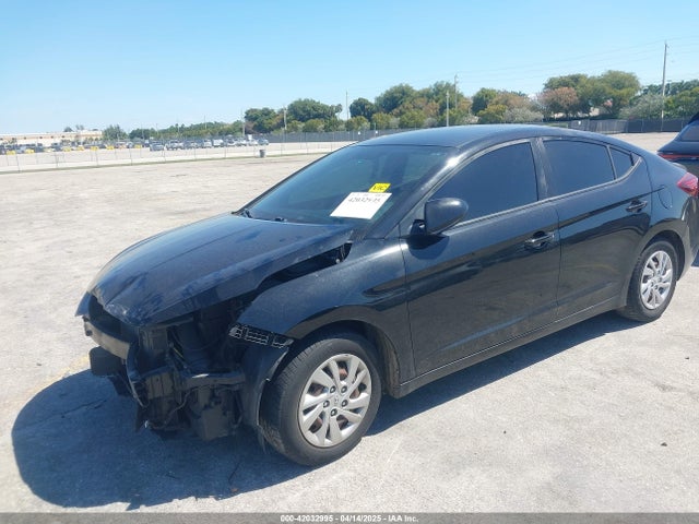 Hyundai ELANTRA SE 2019 KMHD74LF4KU839046 Image 2