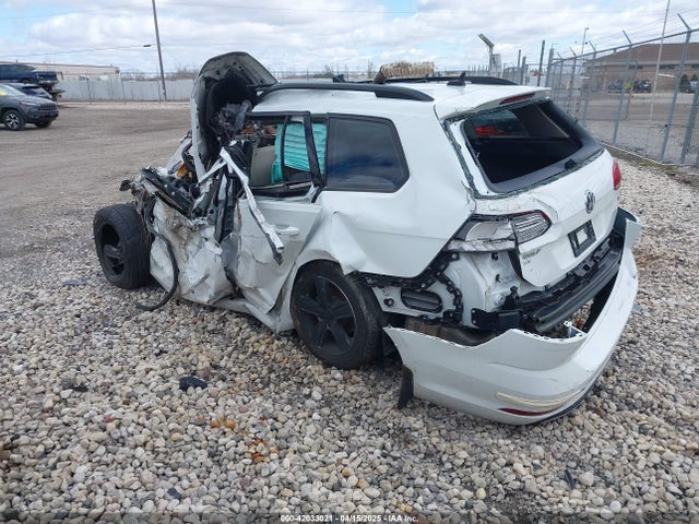 3VWD17AU5JM754855 Volkswagen 2018