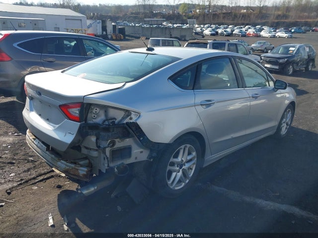 1FA6P0H76G5132058 Ford FUSION SE