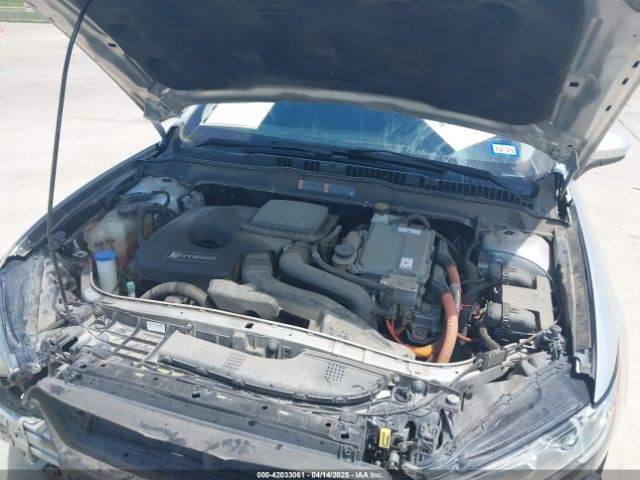 3FA6P0LU1HR325732 Ford Fusion Hybrid Se