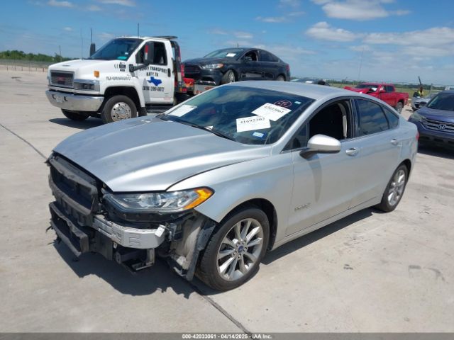 3FA6P0LU1HR325732 Ford Fusion Hybrid Se