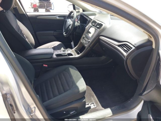 3FA6P0LU1HR325732 Ford Fusion Hybrid Se