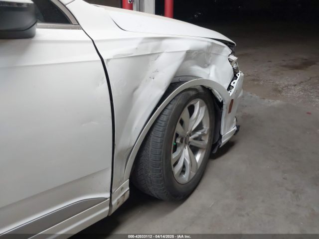 WA1AAAF79KD011001 Audi Q7 Premium/se Premium